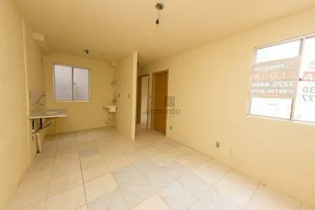 Apartamento com 2 Quartos para alugar, 42m² no São Gonçalo, Pelotas