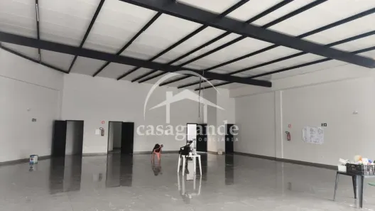 Galpão/Depósito/Armazém para alugar, 220m² no Tibery, Uberlândia