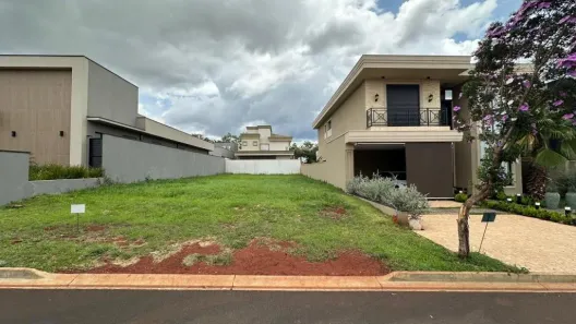 Lote/Terreno à venda, 360m² no Residencial Alto do Castelo, Ribeirão Preto