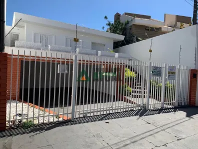 Casa com 3 Quartos à venda, 211m² no Quebec, Londrina