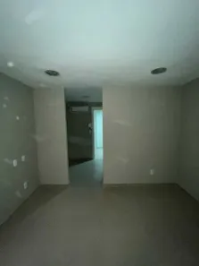 Sala Comercial para alugar, 27m² no Del Castilho, Rio de Janeiro