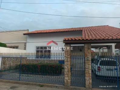 Casa com 4 Quartos à venda, 230m² no Parque João Maria, Campos dos Goytacazes
