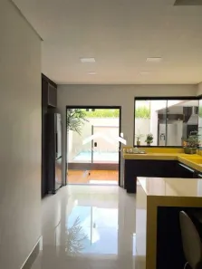 Casa com 3 Quartos para alugar, 300m² no Tabajaras, Uberlândia