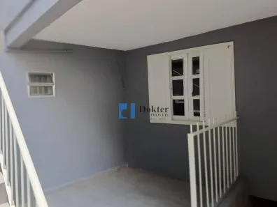 Casa com 2 Quartos para alugar, 50m² no Vila Carbone, São Paulo