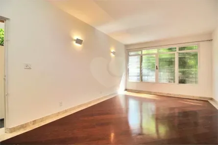 Casa com 3 Quartos à venda, 140m² no Aclimação, São Paulo