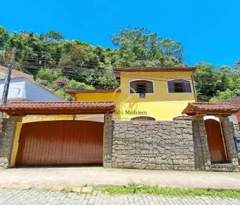 Casa com 3 Quartos à venda, 150m² no Saldanha Marinho, Petrópolis