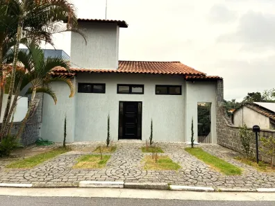 Casa de Condomínio com 4 Quartos para alugar, 200m² no Arujázinho IV, Arujá