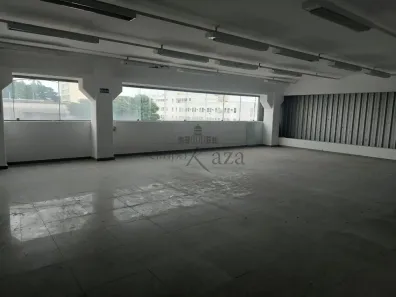 Ponto Comercial para alugar, 600m² no Centro, São José dos Campos
