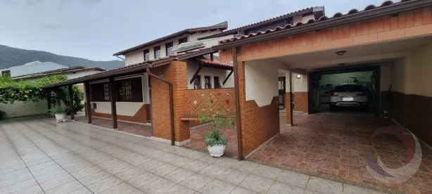 Casa com 5 Quartos à venda, 281m² no Lagoa da Conceição, Florianópolis