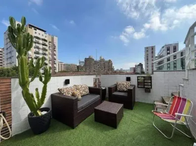 Casa com 2 Quartos à venda, 158m² no Embaré, Santos
