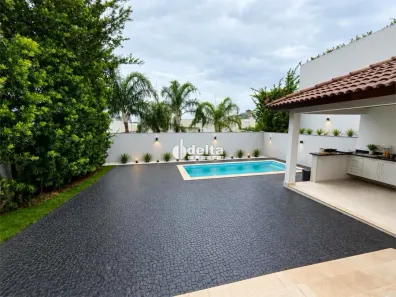 Casa de Condomínio com 4 Quartos à venda, 310m² no Nova Uberlândia, Uberlândia