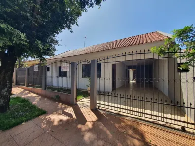 Casa com 3 Quartos à venda, 190m² no Conjunto Habitacional Requião, Maringá
