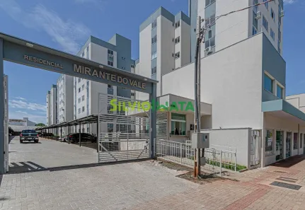 Apartamento com 2 Quartos à venda, 45m² no Zona 08, Maringá
