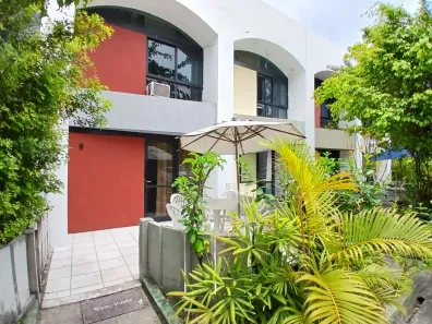 Casa de Condomínio com 2 Quartos à venda, 130m² no Itapuã, Salvador
