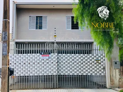 Sobrado com 4 Quartos à venda, 190m² no Jardim Paulista, Maringá
