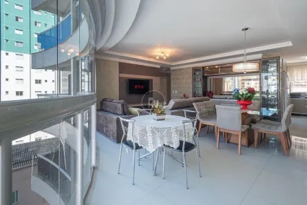 Apartamento com 3 Quartos à venda, 130m² no Centro, Balneário Camboriú