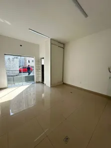 Sala Comercial com 1 Quarto para alugar, 34m² no Parque Senhor do Bonfim, Taubaté