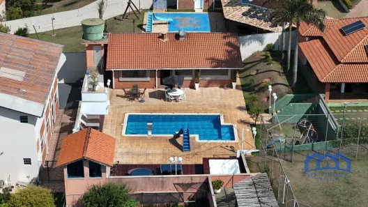 Fazenda/Sítio com 9 Quartos à venda, 2000m² no , Mairinque