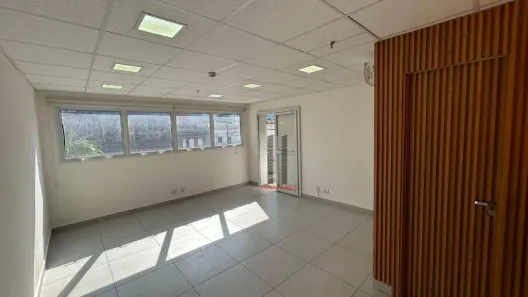 Sala Comercial para alugar, 30m² no Vila Prudente, São Paulo
