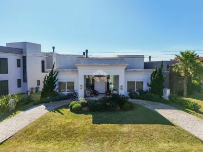 Casa de Condomínio com 4 Quartos à venda, 181m² no , Xangri-Lá