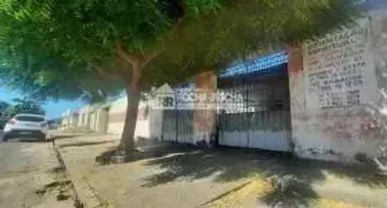 Casa com 4 Quartos à venda, 400m² no Parque Piauí I, Timon