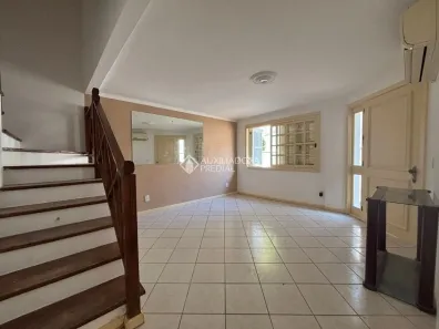 Casa de Condomínio com 3 Quartos para alugar, 178m² no Jardim Isabel, Porto Alegre