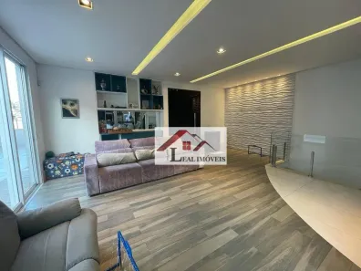Sobrado com 4 Quartos à venda, 357m² no Vila Vitória, Santo André