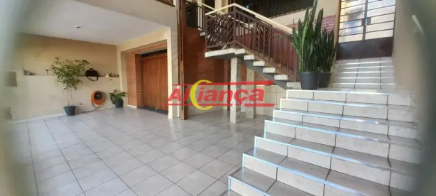 Casa com 3 Quartos à venda, 250m² no Jardim Almeida Prado, Guarulhos