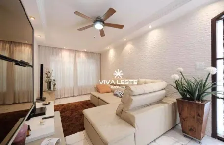 Casa com 4 Quartos à venda, 250m² no Vila Rio Branco, São Paulo