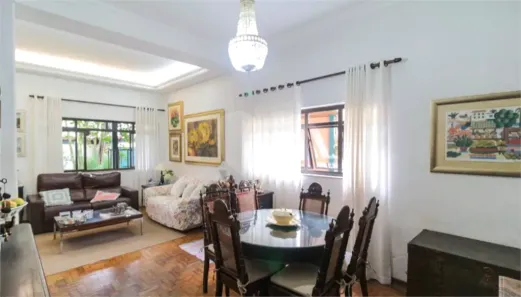 Casa com 3 Quartos à venda, 232m² no Vila Mariana, São Paulo