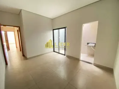 Casa com 2 Quartos à venda, 71m² no Planalto, Uberlândia