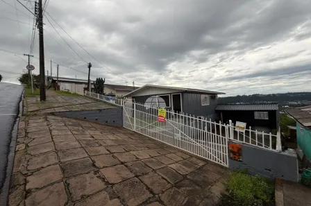 Casa com 5 Quartos à venda, 150m² no Santa Terezinha, Pato Branco