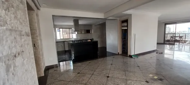 Apartamento com 4 Quartos à venda, 181m² no Santo Antônio, Belo Horizonte