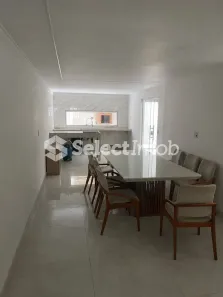 Sobrado com 3 Quartos para alugar, 200m² no Parque São Vicente, Mauá
