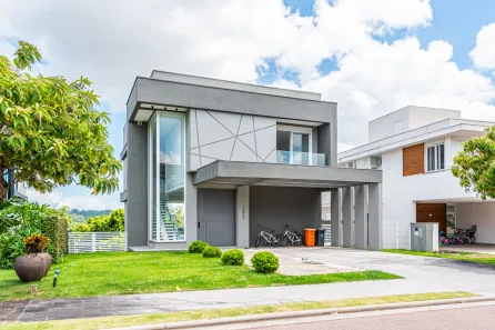 Casa de Condomínio com 3 Quartos à venda, 309m² no Vila Nova, Porto Alegre