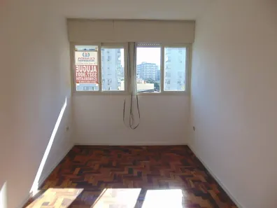 Apartamento com 2 Quartos para alugar, 55m² no Partenon, Porto Alegre