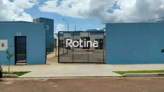 Casa de Condomínio com 2 Quartos para alugar, 60m² no Loteamento Residencial Pequis, Uberlândia