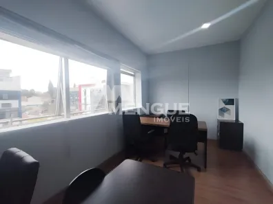Sala Comercial à venda, 33m² no Passo da Areia, Porto Alegre