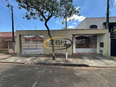Casa com 3 Quartos à venda, 132m² no Leonor, Londrina