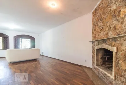 Casa com 4 Quartos à venda, 240m² no Chácara das Pedras, Porto Alegre