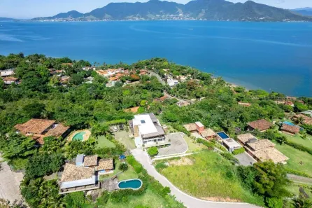 Casa com 6 Quartos à venda, 500m² no Armação, Ilhabela