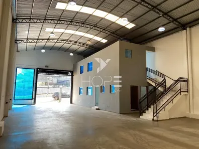 Galpão/Depósito/Armazém para alugar, 650m² no Andes, Londrina