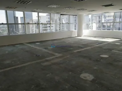 Sala Comercial para alugar, 193m² no Vila Olímpia, São Paulo