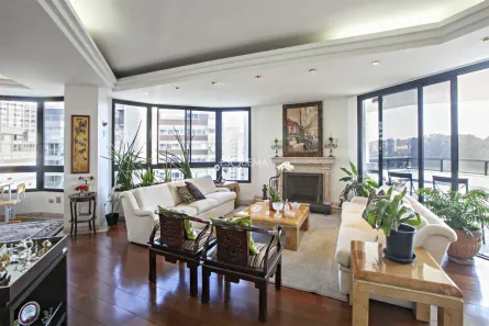 Apartamento com 4 Quartos para alugar, 369m² no Real Parque, São Paulo