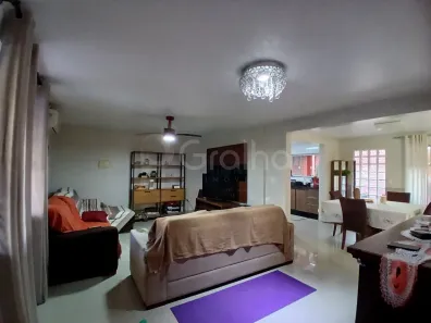 Casa com 4 Quartos à venda, 222m² no Trindade, Florianópolis