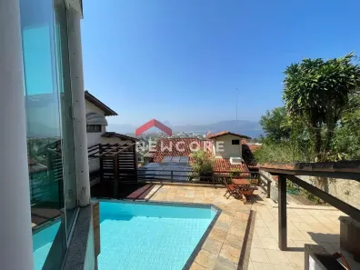 Casa com 6 Quartos à venda, 700m² no Camboinhas, Niterói