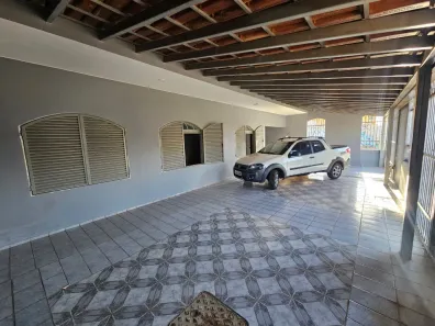 Casa com 3 Quartos à venda, 270m² no Setor Sul, Brasília
