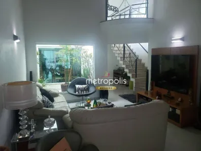 Sobrado com 3 Quartos à venda, 219m² no Dos Casa, São Bernardo do Campo
