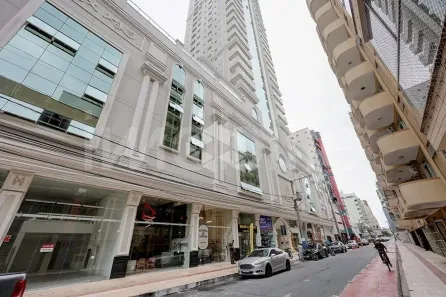 Sala Comercial à venda, 160m² no Centro, Balneário Camboriú