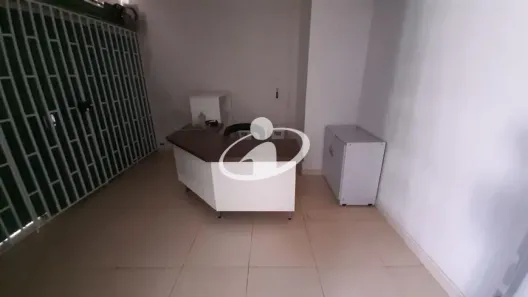 Sala Comercial para alugar, 250m² no Osvaldo Rezende, Uberlândia
